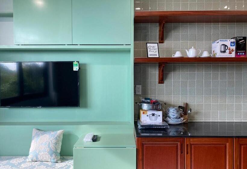 اتاق سوپریور, Joohouse Lux