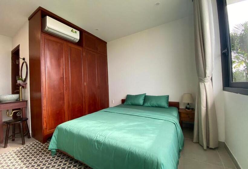 اتاق سوپریور, Joohouse Lux