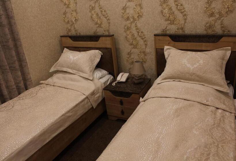 اتاق استاندارد, Midcity