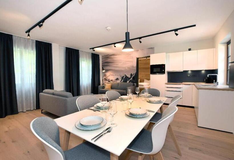 スイート(家族用), Mariandl Im Oberwirt