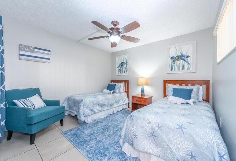 דירת שני חדרים, Chateau By The Sea