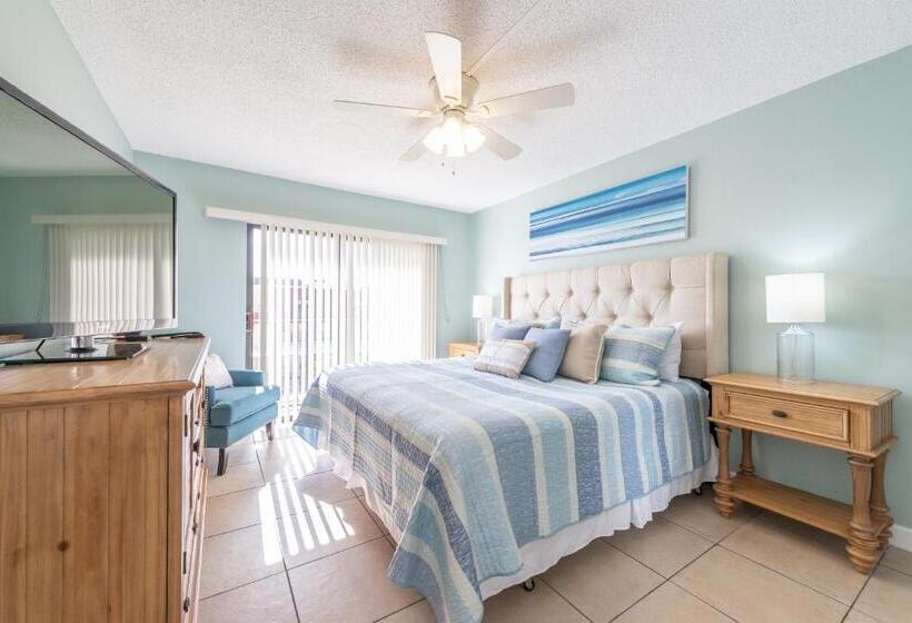 דירת שני חדרים, Chateau By The Sea