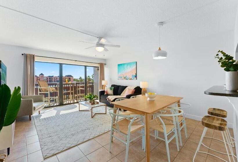 דירת פרמיום 2 חדרי שינה, Chateau By The Sea