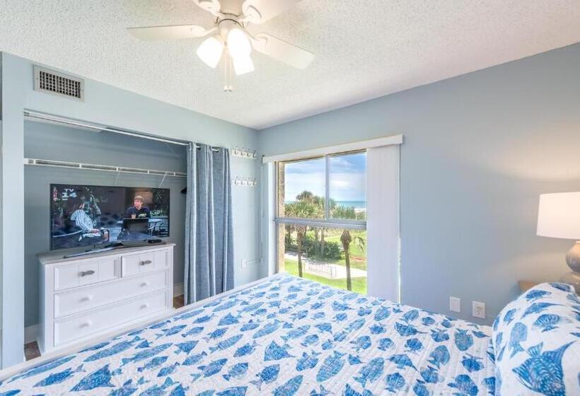 2 Bedroom Premium Apartment Sea View, Chateau By The Sea