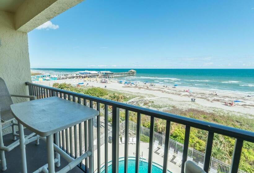 דירת פנטהאוז 2 חדרי שינה, Chateau By The Sea