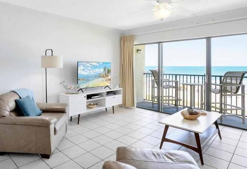 דירת פנטהאוז 2 חדרי שינה, Chateau By The Sea