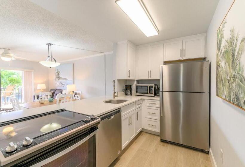 דירה בת חדר שינה 1 עם מרפסת, Chateau By The Sea