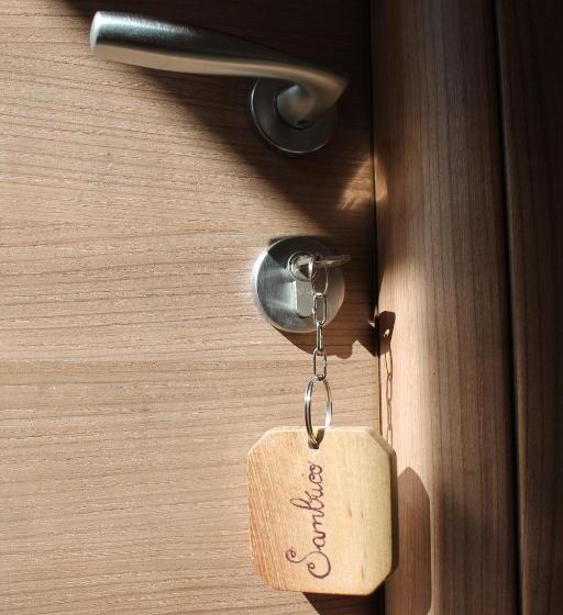 اتاق خانوادگی, Cantoniera D Umbra Agriturismo