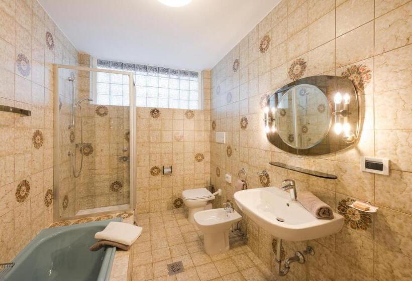 דירת שלושה חדרים, Vettererhof