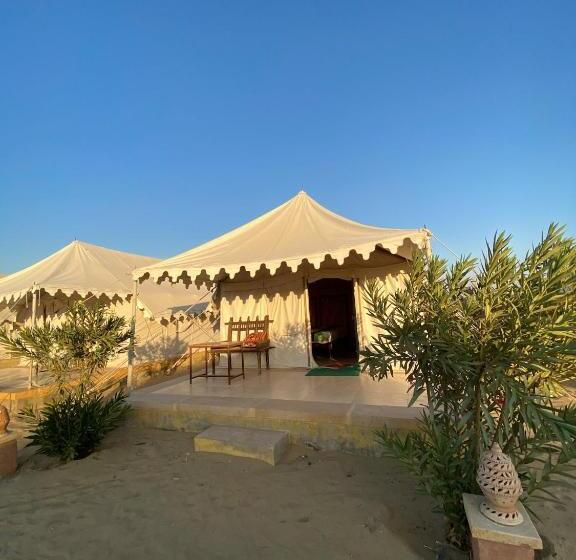 غرفة ديلوكس, Pal Rajah Desert Camp