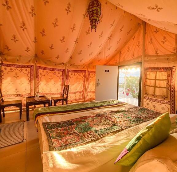 غرفة ديلوكس, Pal Rajah Desert Camp
