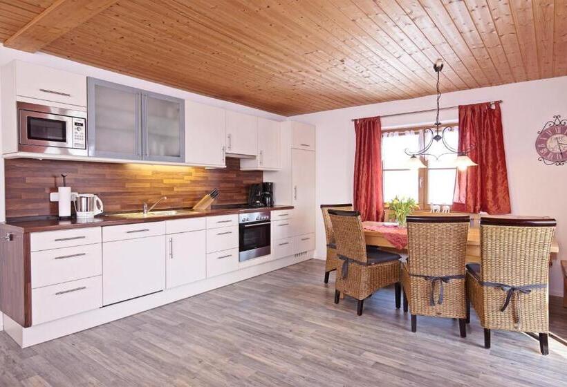 דירה בת חדר שינה 1 עם מרפסת, Ferienhof Dirnberg