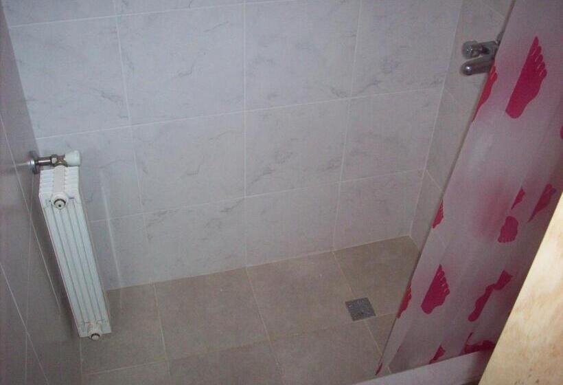 共用房间的床, Hostel Meridiano 71