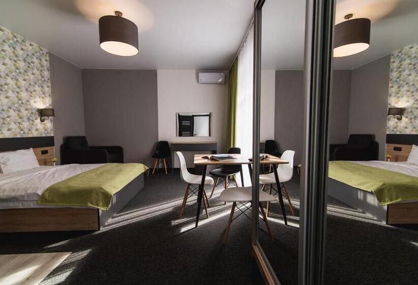 استودیوی استاندارد, Arena Apart