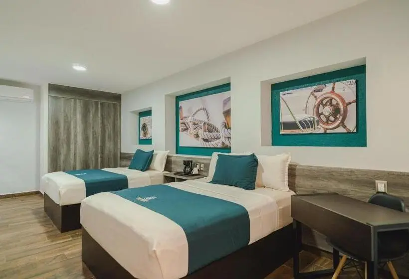 اتاق لوکس, Real Naviero Hotel Ejecutivo