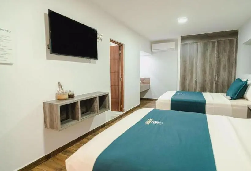 اتاق لوکس, Real Naviero Hotel Ejecutivo
