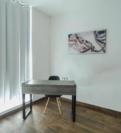 اتاق استاندارد, Real Naviero Hotel Ejecutivo
