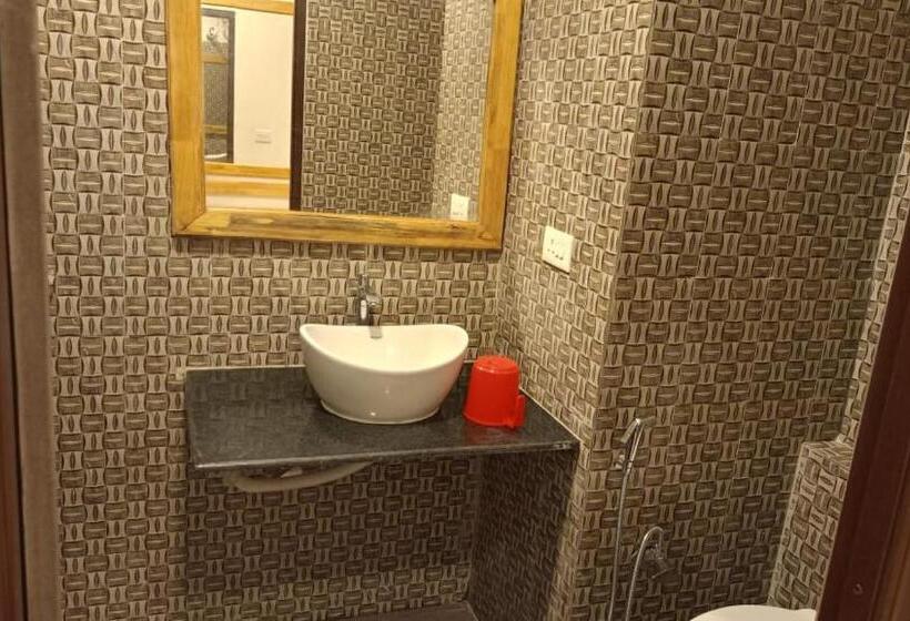 חדר דלוקס, Coconhuts Beach Resort