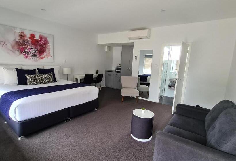 اتاق لوکس با تخت بزرگ, The Avenue Inn