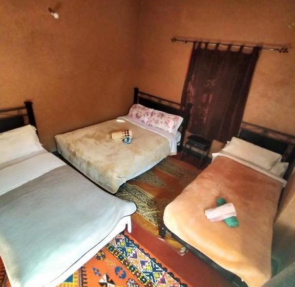 اتاق استاندارد چهار تخته, Auberge Restaurant Tizgui