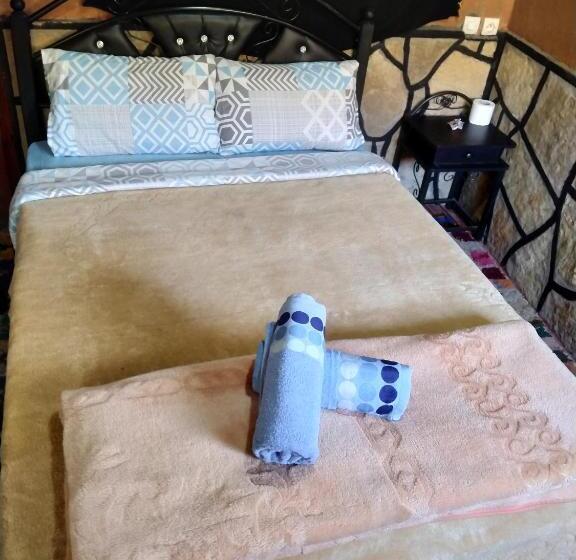 اتاق استاندارد با چشم‌انداز باغ, Auberge Restaurant Tizgui