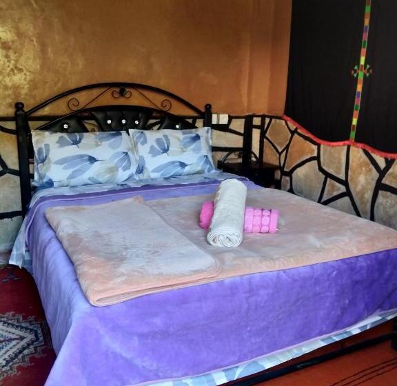 اتاق استاندارد با چشم‌انداز باغ, Auberge Restaurant Tizgui