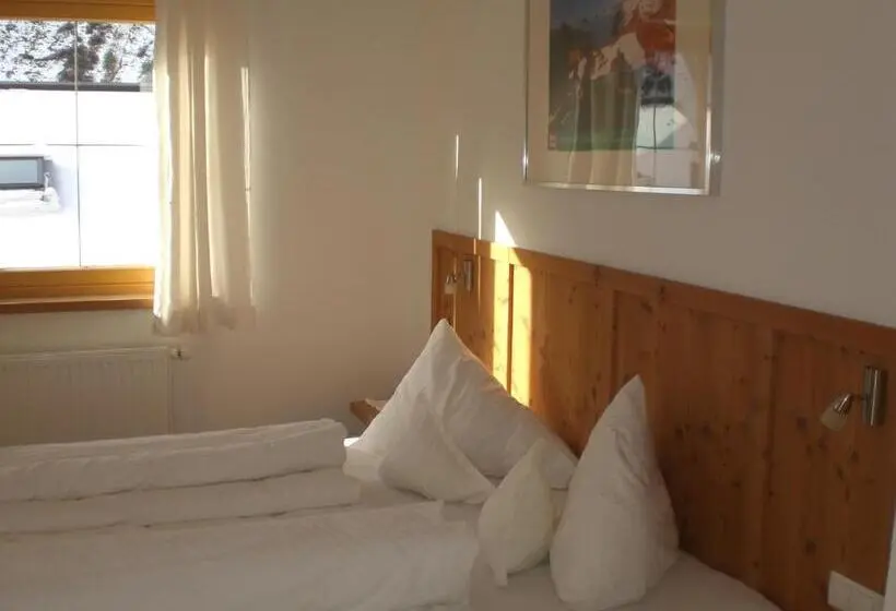 اتاق استاندارد, Pension Angern