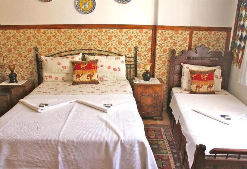 Номер Стандарт Трехместный, Homeros Pension & Guesthouse