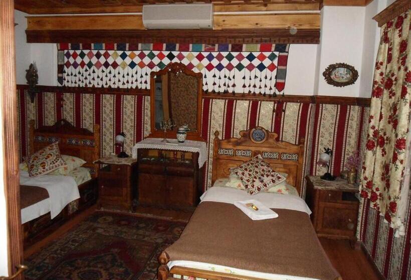 Номер Стандарт, Homeros Pension & Guesthouse