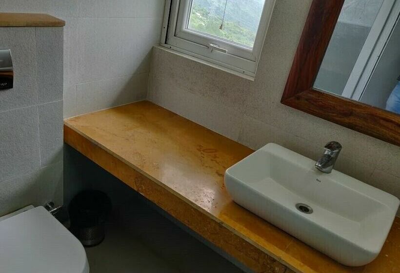 エクゼクティブルーム, Azalea