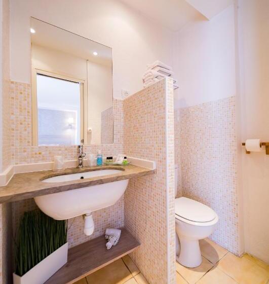 اتاق پرستیژ با چشم‌انداز دریا, Le Rabelais