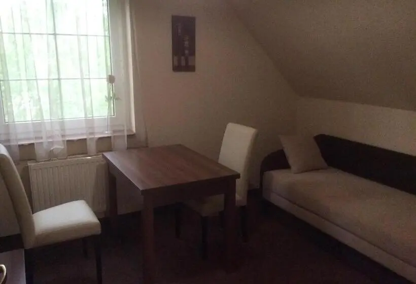 Huoneisto 1 Makuuhuone, Arina Villa