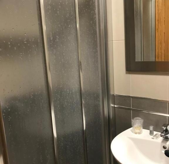 经济房, Residencial Santamaría