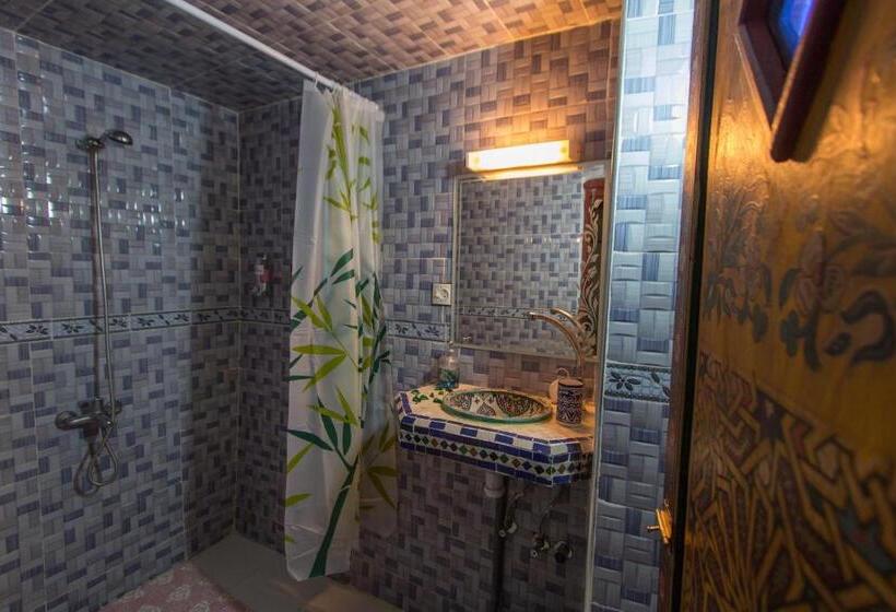 اتاق استاندارد سه نفره, Casa Aya Medina