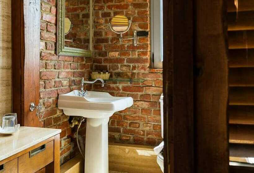 סוויטת דלוקס נוף הרים, Maison & Chateau Copsa