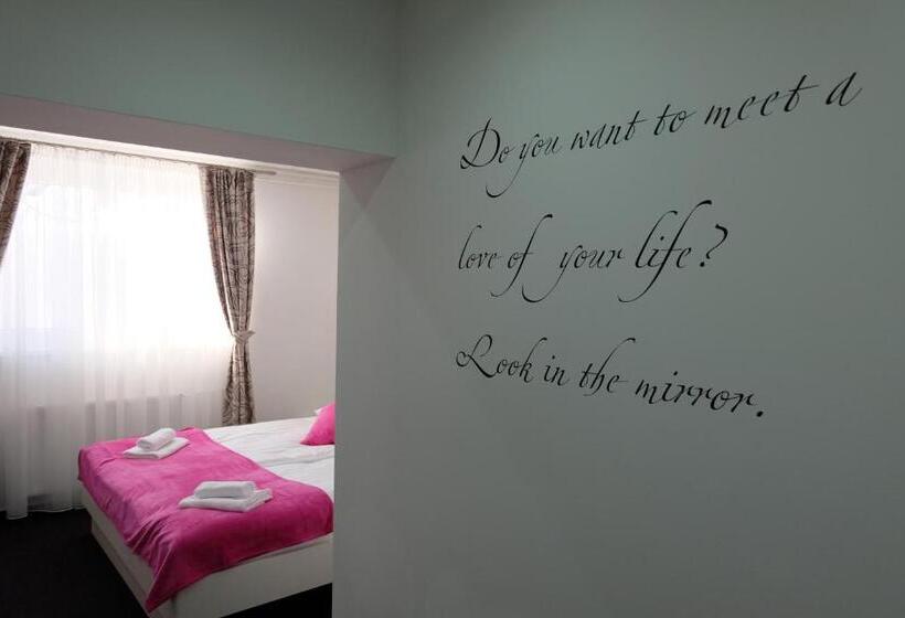سوییت, Luwiana Suites