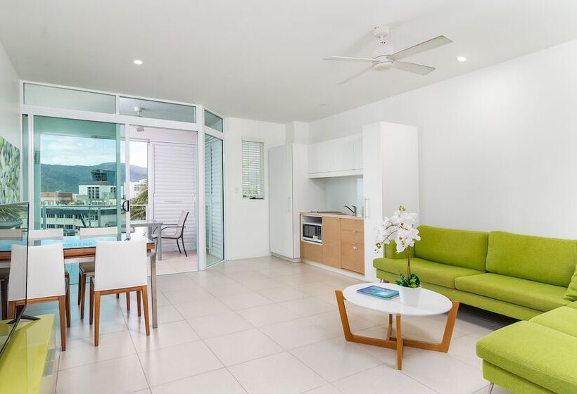 آپارتمان 1 خوابه, 201 Lake Street