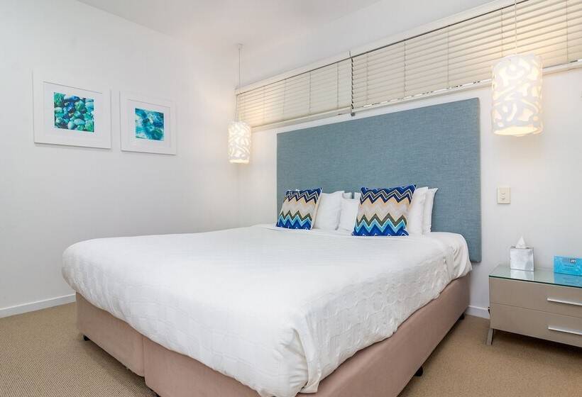 آپارتمان 1 خوابه, 201 Lake Street