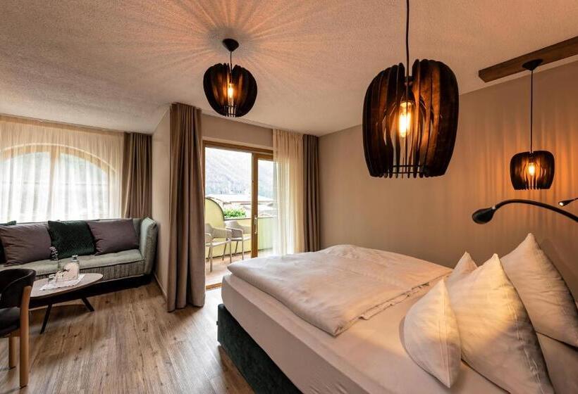 חדר דלוקס עם מרפסת, Alpinresort Stubaierhof S