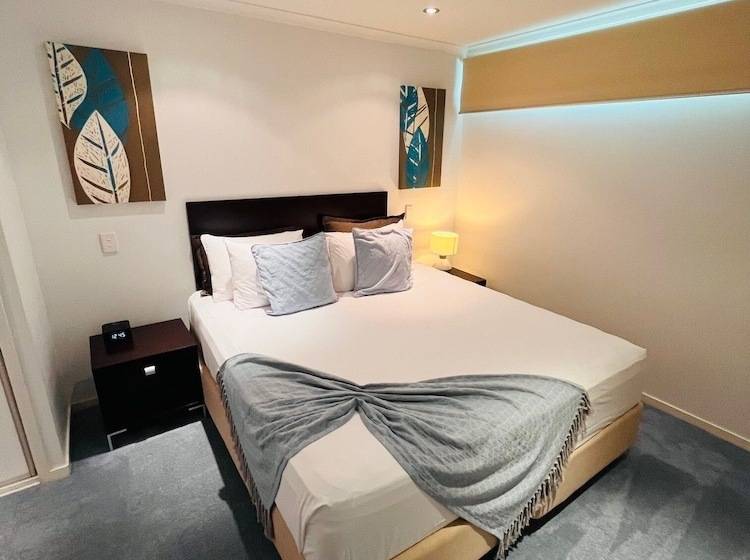 דירת פנטהאוז 2 חדרי שינה, At Marina Shores