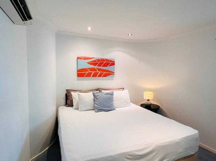 דירת פנטהאוז 2 חדרי שינה, At Marina Shores