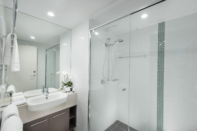 דירת 2 חדרים נוף לים, At Marina Shores