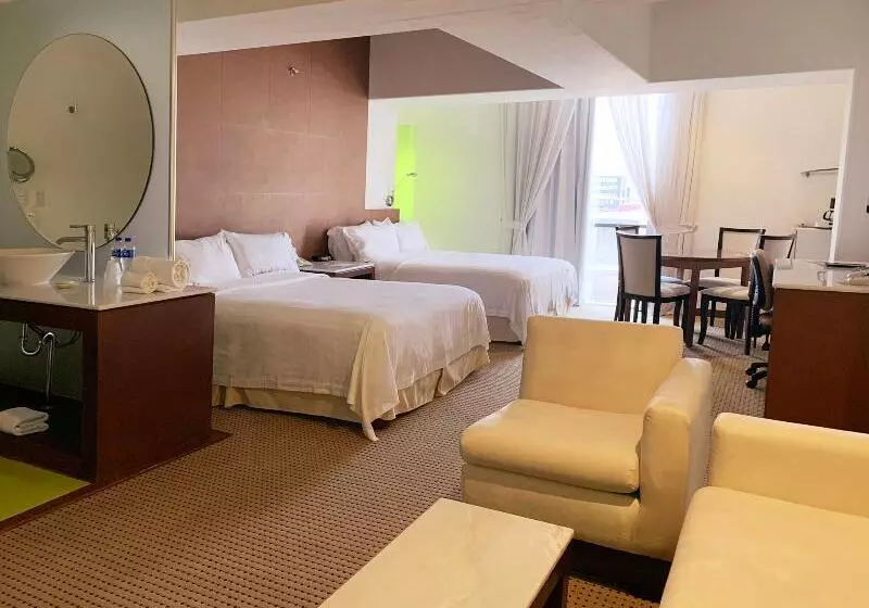 ジュニアスイート, Bel Air Business Salamanca, Trademark By Wyndham