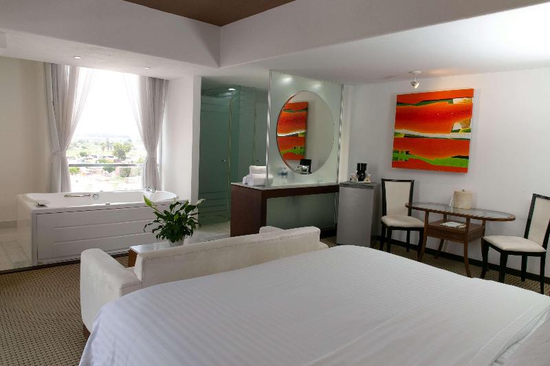 Suíte Júnior, Bel Air Business Salamanca, Trademark By Wyndham
