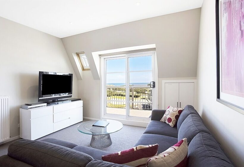 , Deep Blue Hotel & Hot Springs