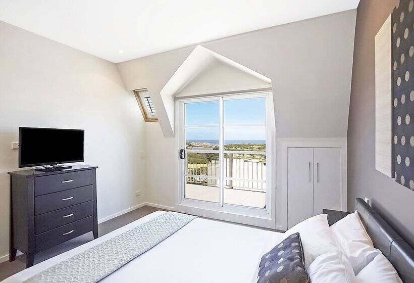 , Deep Blue Hotel & Hot Springs