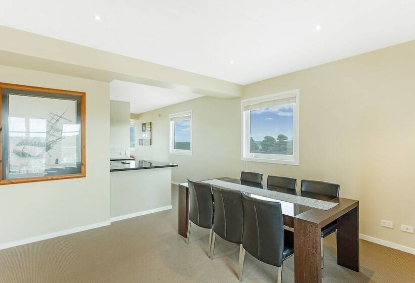 1 Bedroom Penthouse Apartment, Deep Blue Hotel & Hot Springs