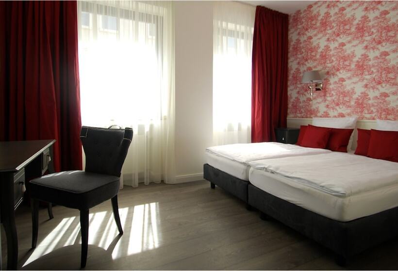 غرفة سوبيريور, Domspitzen