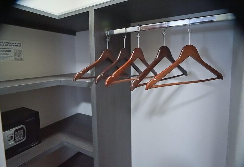 标准间, Expo Abastos