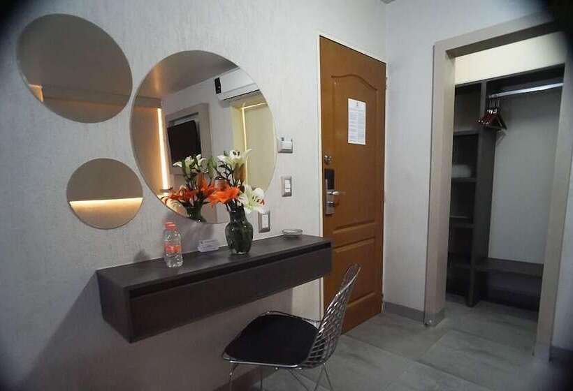 标准间, Expo Abastos